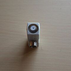 テレビアンテナ線　分配器の画像