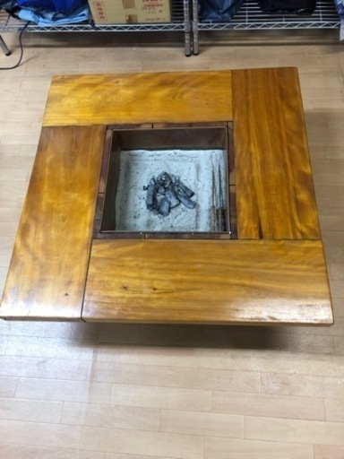 囲炉裏、いろりテーブル