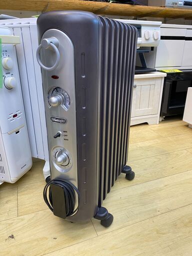 デロンギ オイルヒーター ブラック ～8畳用 1200W ★買取帝国 朝霞店