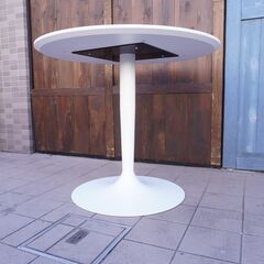 イタリアのCalligaris(カリガリス)社のブランドconnubia(コヌビア)の