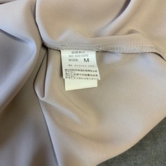 TRUDEA シャツ　ブラウス　サイズM 身幅47、着丈57センチの画像