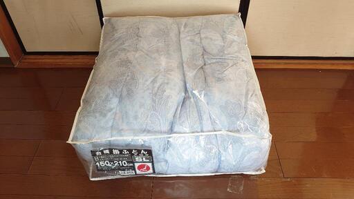 新品未使用　日本製軽いふとん　シングル