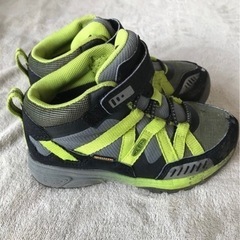 【キーン】キッズ用トレッキングシューズ(18cm)の画像