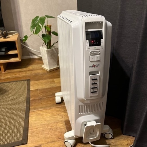デロンギ　オイルヒーター