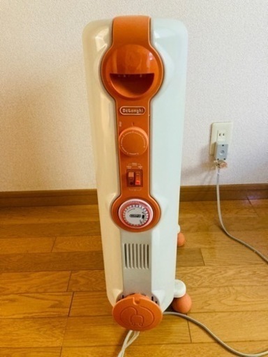 【美品】デロンギ　オイルヒーター　JR0812-OR
