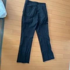 新品タグ付きINGNIブラックパンツ定価3899の画像