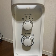 アイリスオーヤマ　オイルヒーター　美品の画像