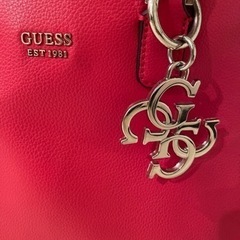 GUESS ゲス ハンドバッグ 赤の画像