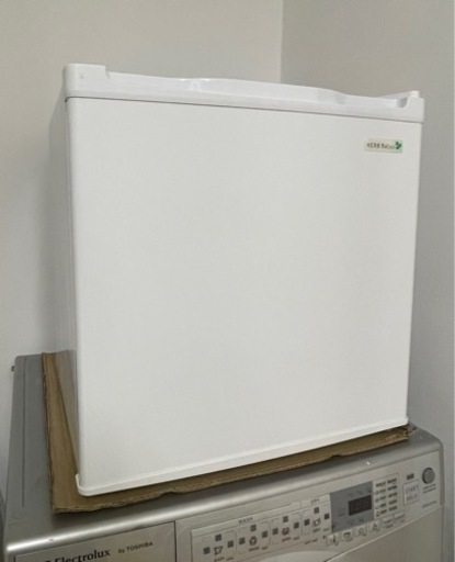 小型冷蔵庫　ヤマダ電気　美品　2018年製