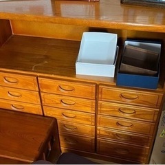 タンス　棚　お譲りします
