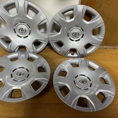 ハイエースホイールキャップ新品