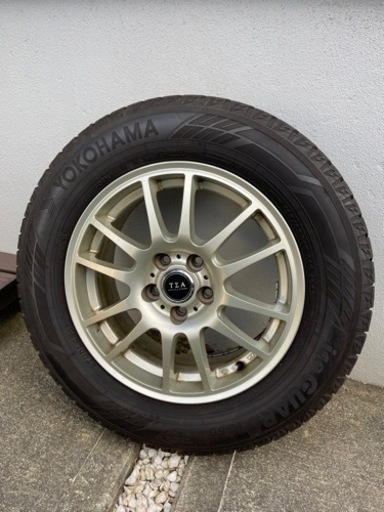 2018年製ホイール付きスタッドレスタイヤ 195/65R15 4本セット プリウス等
