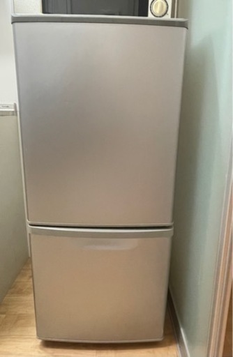 パナソニック　冷蔵庫　NR-B143W-S