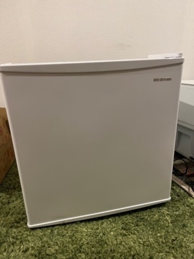 アイリスオーヤマ冷蔵庫45リットル2020年製中古美品