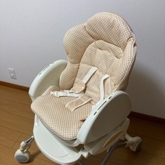 アップリカ　ハイローチェアの画像
