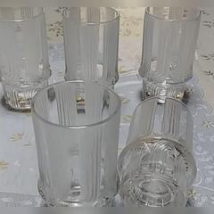 重量感ある　昭和レトロ　グラス8客　未使用の画像