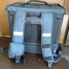 【中古】公式ウーバーイーツ　バッグの画像
