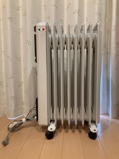 デロンギ オイルヒーター(3〜8畳)