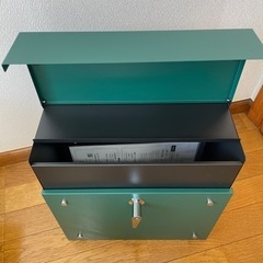 郵便ポストの画像