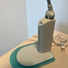 サンヨー電機 デスクライトの画像