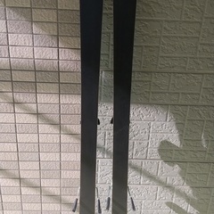 スキー板　神田で購入滑りやすくカッコいいです。の画像