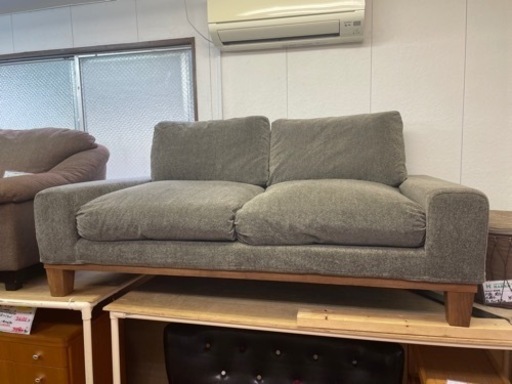 【リサイクルサービス八光　田上店　　配達・設置OK】グレー　2人掛けソファ　ワイド