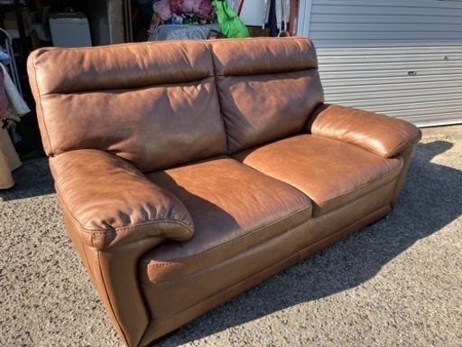 ライトブラウンソファ