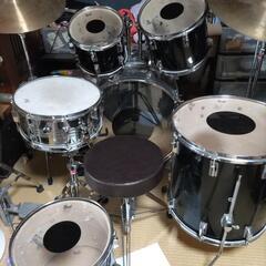 pearl ドラムセットの画像