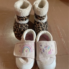 ※オマケ付き　幼児靴、サンダルセット　７セットの画像