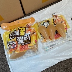 お菓子の空き箱＆ヤングドーナツ8個＆ラーメンスナック49個＆ジントックゼリー7つの画像