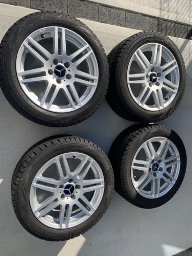 ベンツ　Eクラス 245/45r17 スタッドレスタイヤ