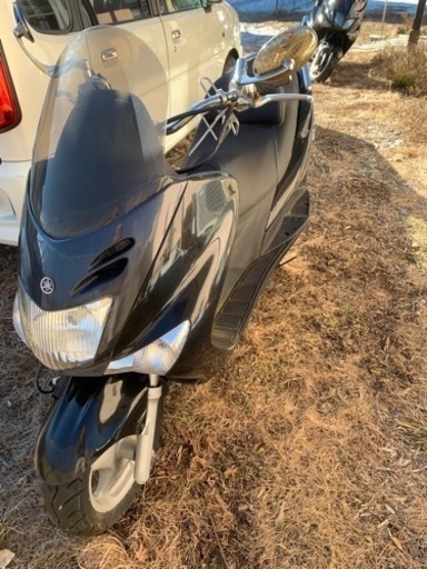 マジェスティ125部品取り車両取り引き相手決まりました。