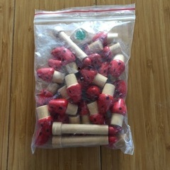 ウッドゲーム　いちごケーキ　天然木の画像