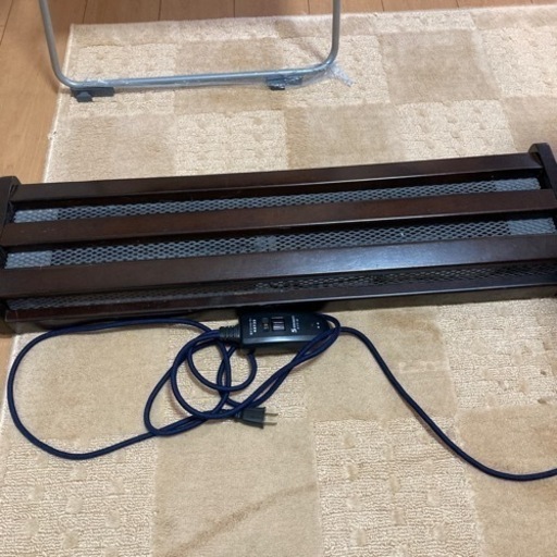 足元　コタツヒーター