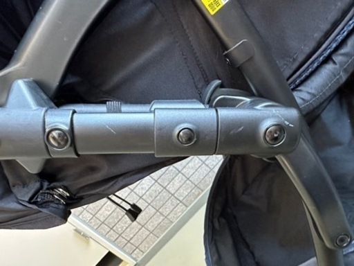 アップリカ　ベビーカー　ラクーナーエアー　コンパクト