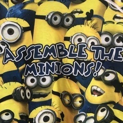 【海外ユニバ限定】【USH】ミニオン 全面プリントTシャツ Sサイズの画像