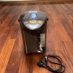 電気沸騰まほうびん　値下げします。