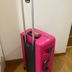 スーツケースの画像