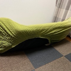 二人がけ、床置きソファ（無料）の画像