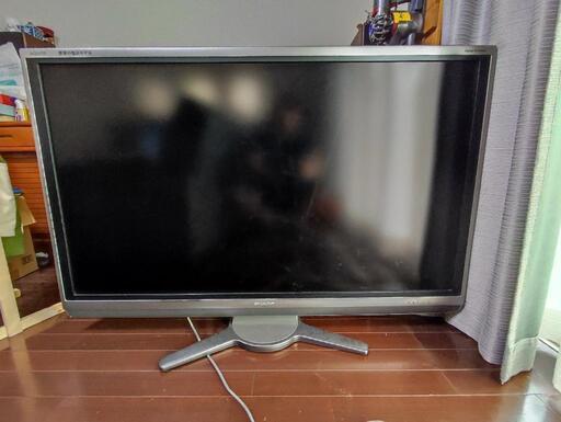 液晶テレビ　シャープ　AQUOS　LC-52AE6