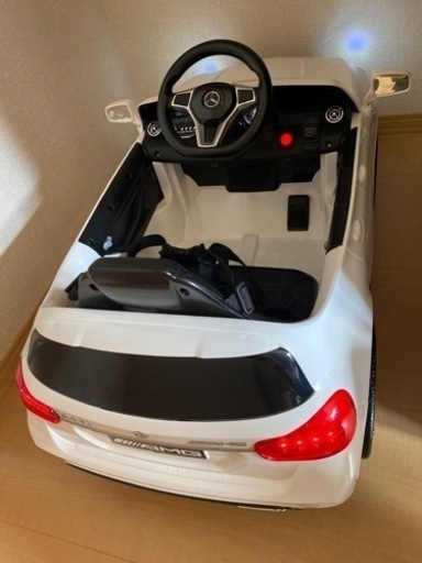 メルセデス-AMG GLA-45 ミニカー　トイカー