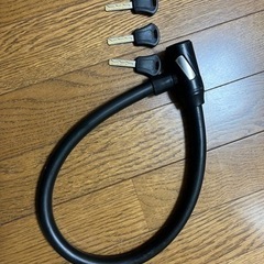 バイクや自転車などで使うゴツいチェーンロックの画像
