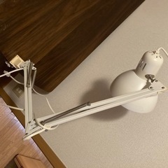 イケア　テーブルランプの画像