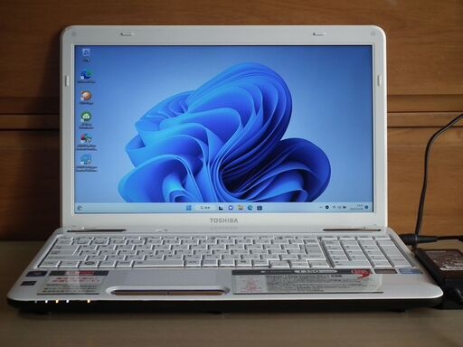 【SSD256GB搭載WIN1164bit 東芝 Dynabook T350/56AW Core-i5/ﾒﾓﾘ4GB/Office365】