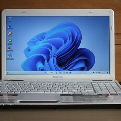 【SSD256GB搭載WIN11Home64bit 東芝 Dynabook T350/56AW Core-i5/ﾒﾓﾘ4GB/Office365】