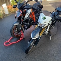 走り仲、行くべ　走りに