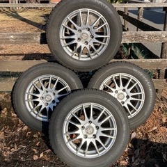 スタッドレスタイヤ　アルミホイルセットの画像