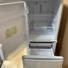 SHARP 冷蔵庫の画像