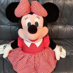 巨大ミニーぬいぐるみ