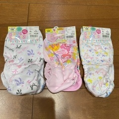 女児　ショーツ100cm まとめ売りの画像